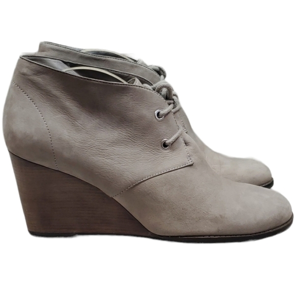 Cole Haan Womens Ankle Leather Wedge Heels Lace Up Boots shoes sz 11B - Picture 1 of 11